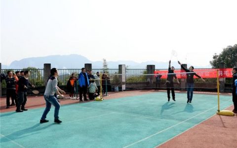 合川：首届“羽毛球迎春赛”掀起全民健身热潮