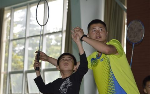 北京中小学羽毛球培训?小编为您分享比赛新规